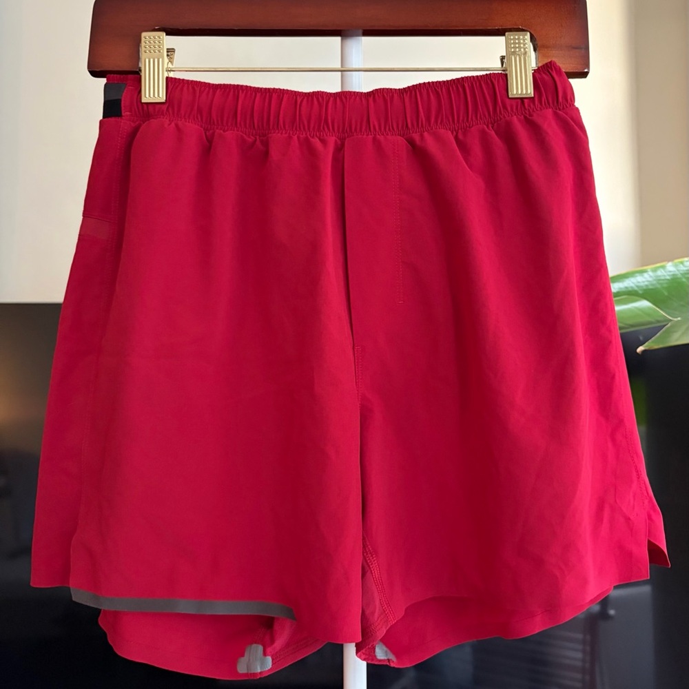Men’s Lululemon Short w. Liner